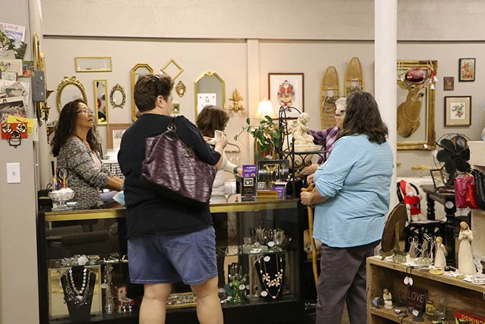 Harlequin Homes Antiques